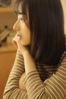 女恶魔人